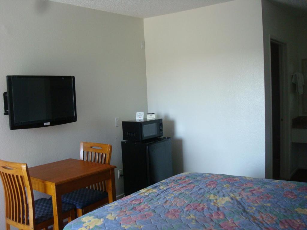 Scottish Inns Long Beach Ruang foto